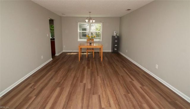 924 Daniel Maloney DR, Virginia Beach, VA 23464
