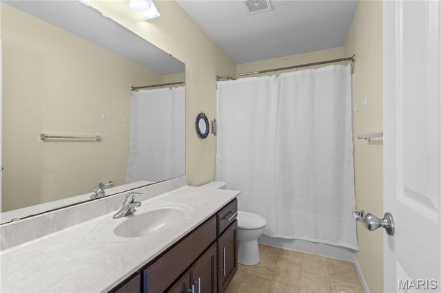 608 Louisbourg Drive, Hillsboro, MO 63050