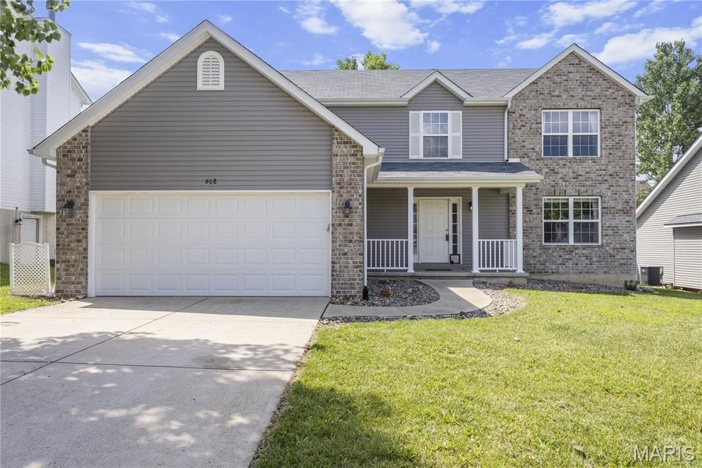 608 Louisbourg Drive, Hillsboro, MO 63050
