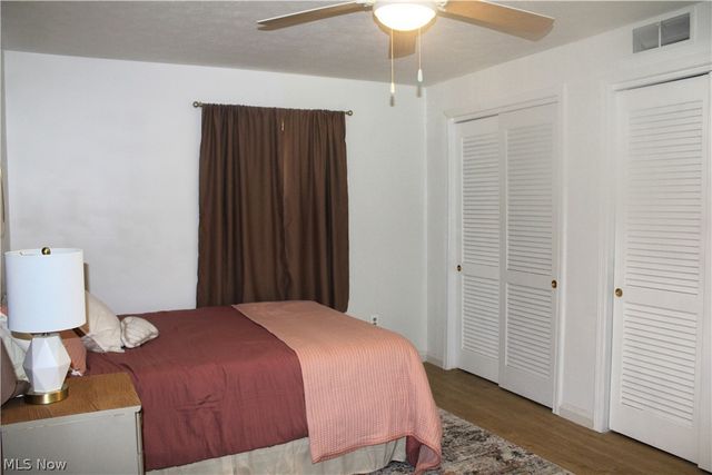 4 Meadowlawn 4, Mentor, OH 44060