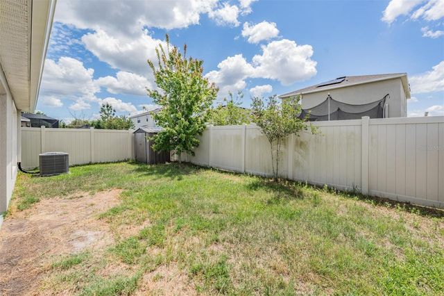 38400 SONNET LANDING AVENUE, Zephyrhills, FL 33540