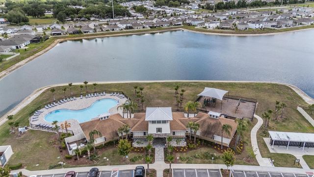 38400 SONNET LANDING AVENUE, Zephyrhills, FL 33540