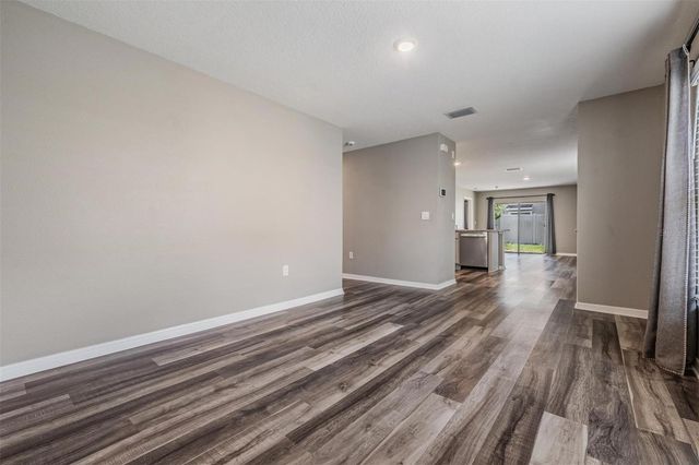 38400 SONNET LANDING AVENUE, Zephyrhills, FL 33540