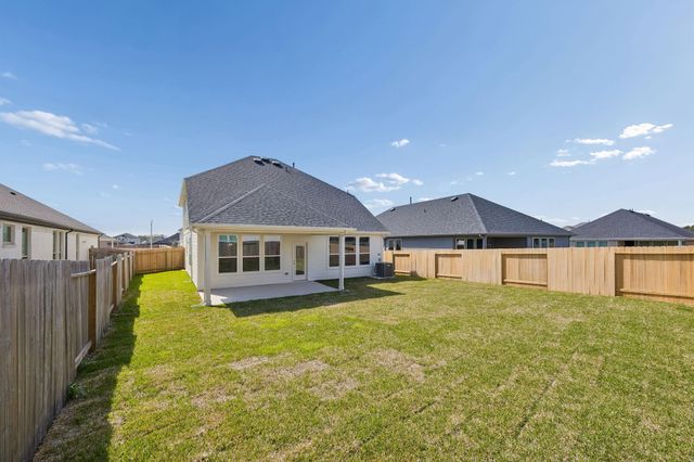 215 Prairie Ridge Lane, Montgomery, TX 77356