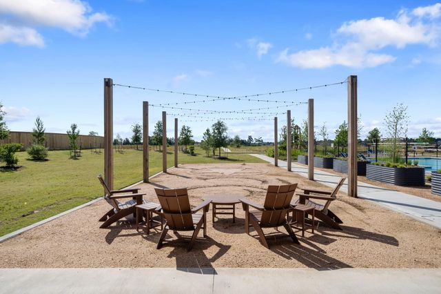 215 Prairie Ridge Lane, Montgomery, TX 77356