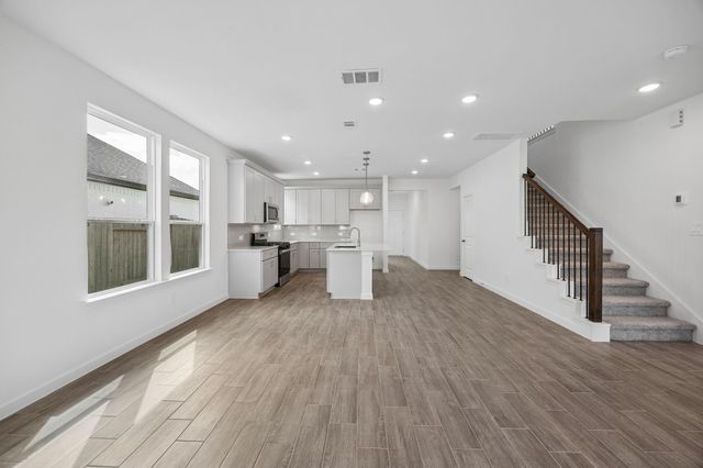 215 Prairie Ridge Lane, Montgomery, TX 77356