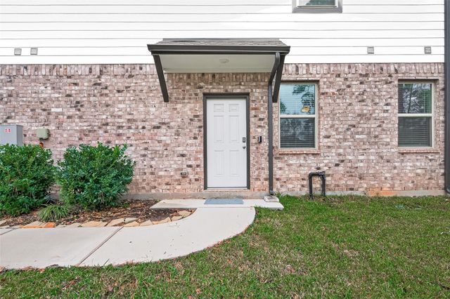 218 Skybranch Court, Conroe, TX 77304