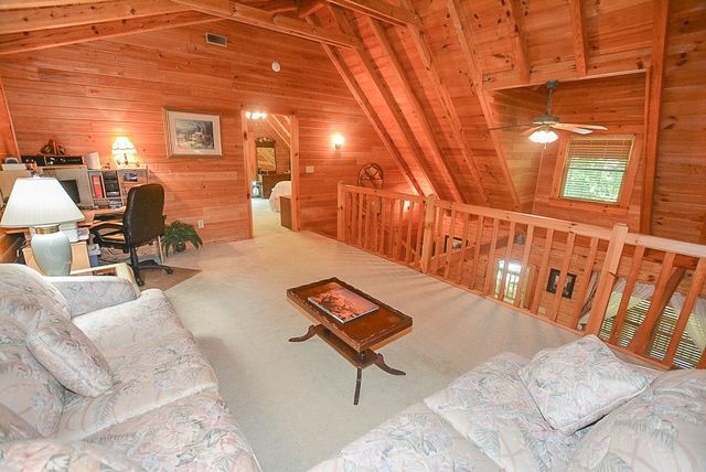 1351 Willow Creek Lane, Sevierville, TN 37876