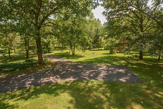 1351 Willow Creek Lane, Sevierville, TN 37876