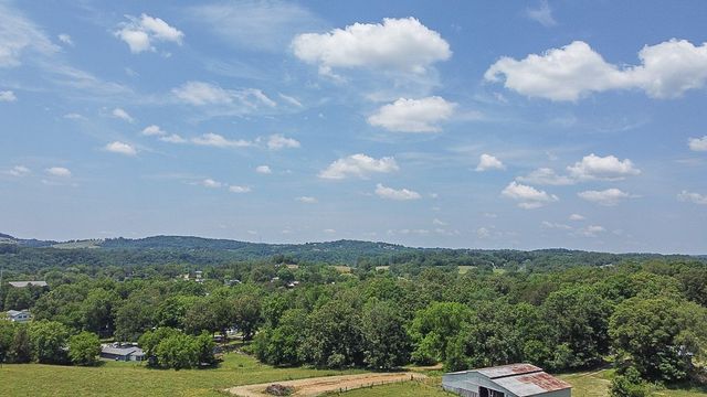 1351 Willow Creek Lane, Sevierville, TN 37876