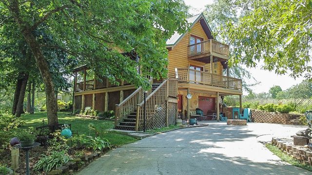 1351 Willow Creek Lane, Sevierville, TN 37876