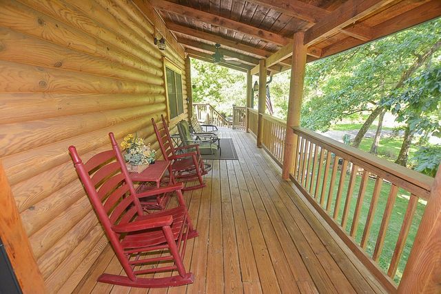 1351 Willow Creek Lane, Sevierville, TN 37876