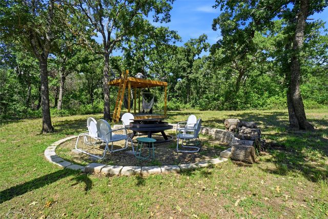 5511 Fm 2127, Bowie, TX 76230