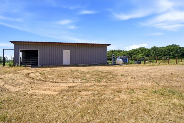 5511 Fm 2127, Bowie, TX 76230