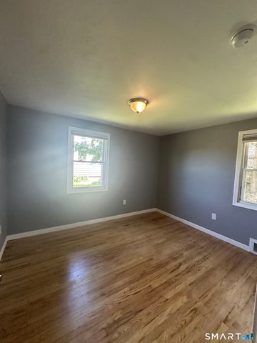 50 Hillcrest Avenue, West Hartford, CT 06110