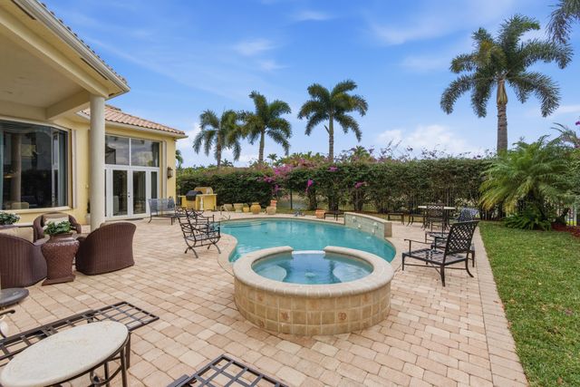 2200 Widener Terrace, Wellington, FL 33414