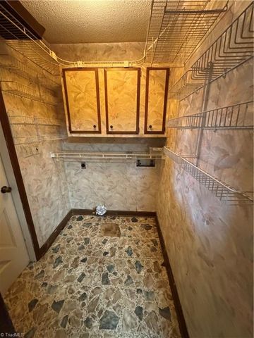 1695 Mizpah Church Road, Rural Hall, NC 27045