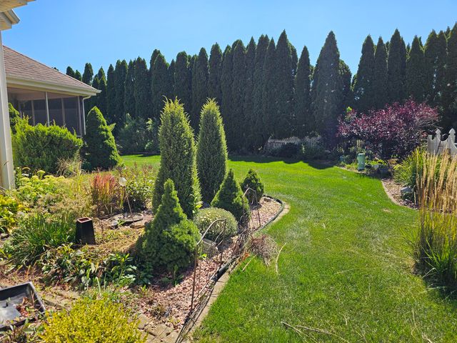 2305 Hillcrest Lane, Lowell, IN 46356