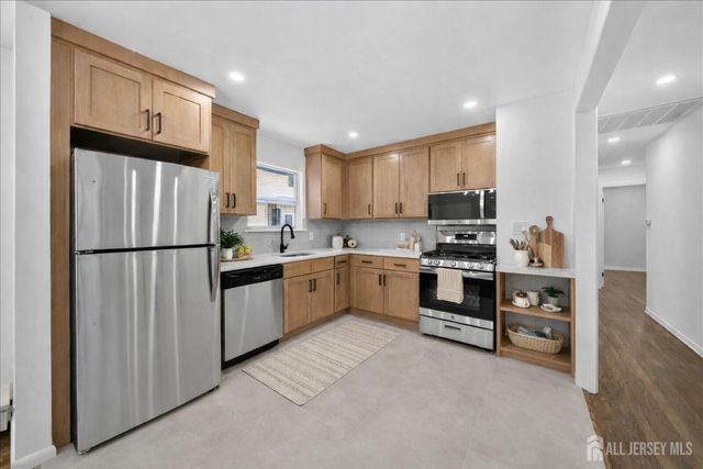 1087 Blandford Avenue, Avenel, NJ 07001