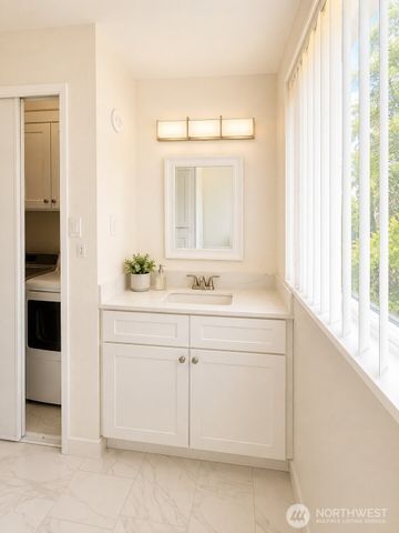 31245 9th Avenue S, Federal Way, WA 98003
