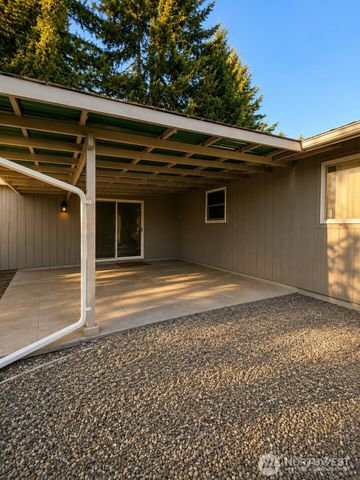 31245 9th Avenue S, Federal Way, WA 98003
