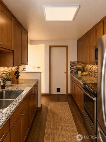 31245 9th Avenue S, Federal Way, WA 98003