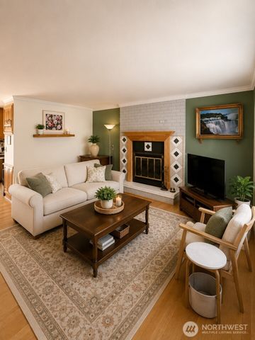 31245 9th Avenue S, Federal Way, WA 98003