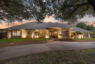 1360 Green Hills Court, Duncanville, TX 75137
