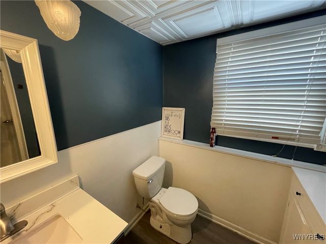 5708 Aaron Drive, Lockport Town, NY 14094