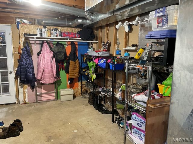 5708 Aaron Drive, Lockport Town, NY 14094