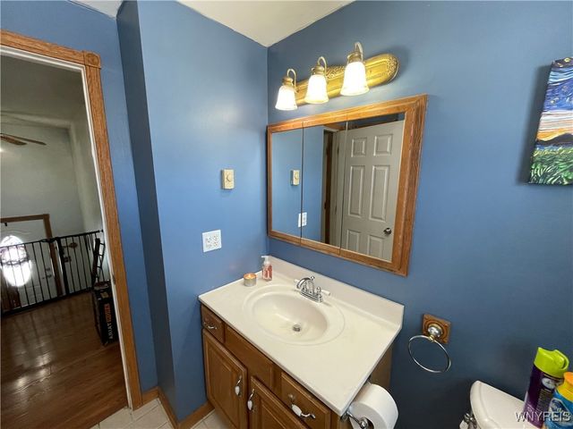 5708 Aaron Drive, Lockport Town, NY 14094