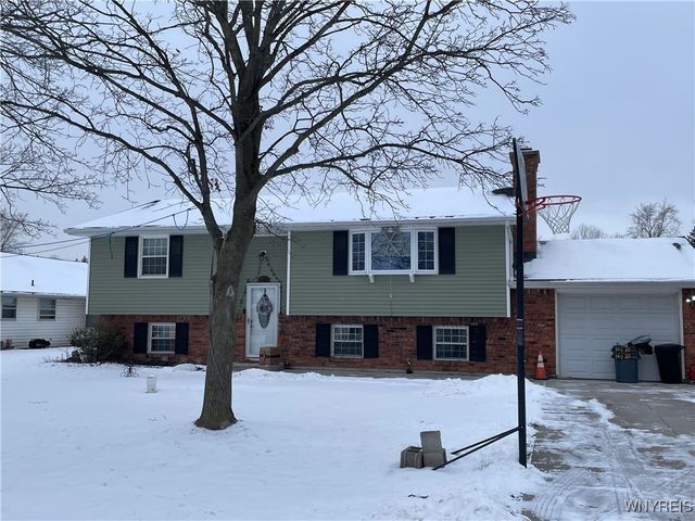 5708 Aaron Drive, Lockport Town, NY 14094