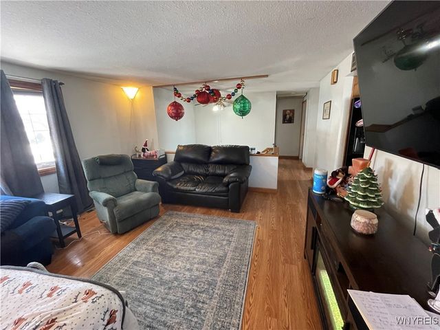 5708 Aaron Drive, Lockport Town, NY 14094