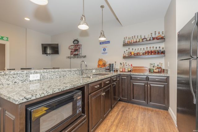 6400 River Ridge Drive, Newburgh, IN 47630
