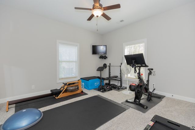 6400 River Ridge Drive, Newburgh, IN 47630