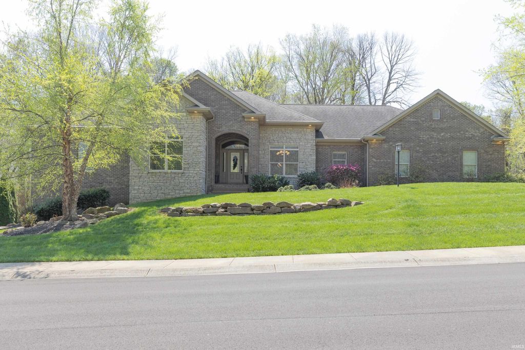 6400 River Ridge Drive, Newburgh, IN 47630