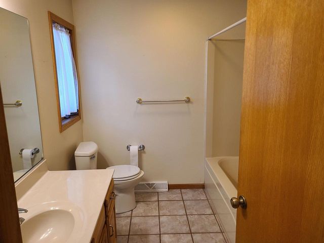 3158 S 33RD STREET, Unknown, WI 54601