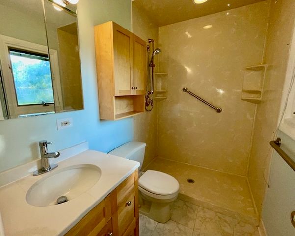 112 Braemar Drive, Elk Grove Village, IL 60007