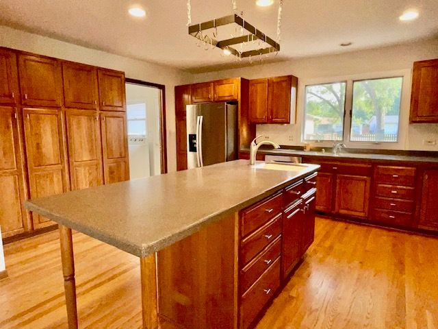 112 Braemar Drive, Elk Grove Village, IL 60007