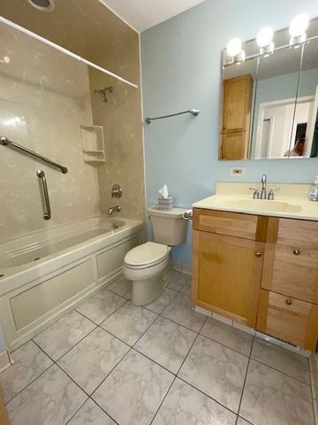 112 Braemar Drive, Elk Grove Village, IL 60007