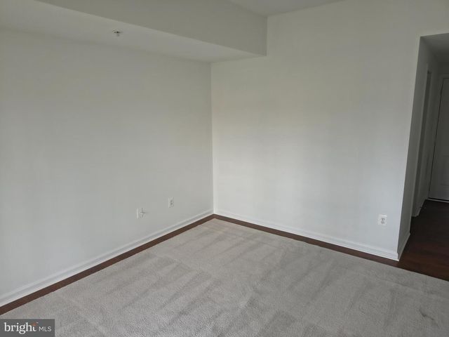 8183 HOLLOW CT, Severn, MD 21144