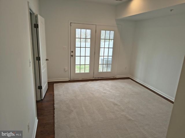 8183 HOLLOW CT, Severn, MD 21144