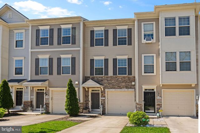8183 HOLLOW CT, Severn, MD 21144