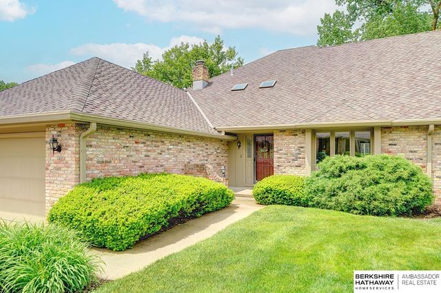 11120 Pine Plaza, Omaha, NE 68144