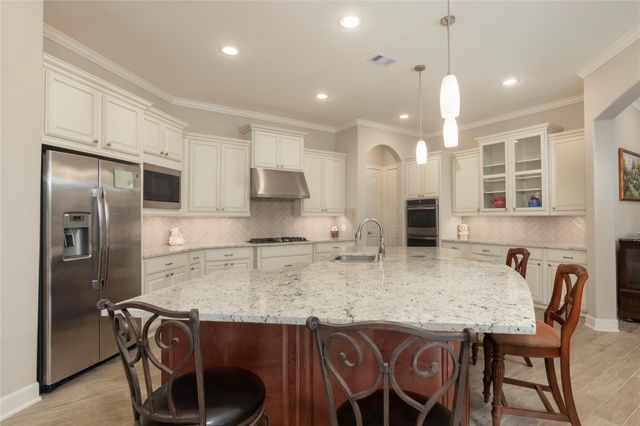 4044 Windsor Chase Drive, Spring, TX 77386