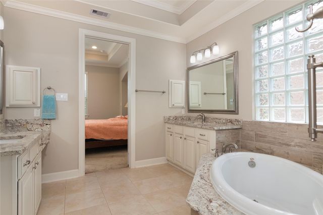 4044 Windsor Chase Drive, Spring, TX 77386
