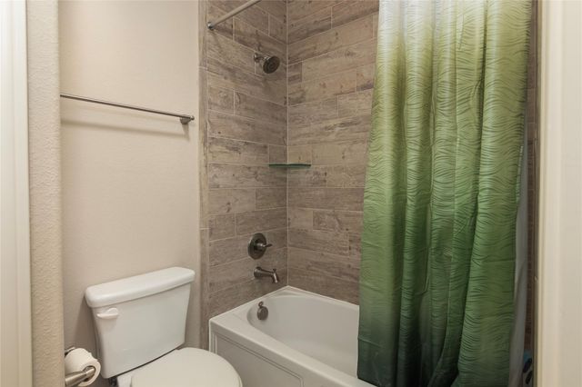 4044 Windsor Chase Drive, Spring, TX 77386