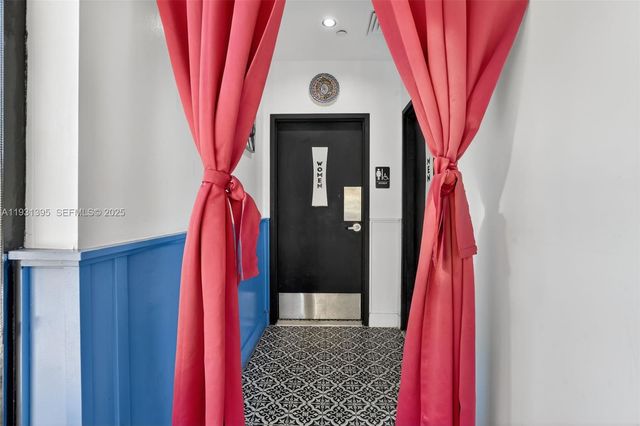 Turnkey Restaurant & Bar For Sale Prime Plantation, Plantation, FL 33324