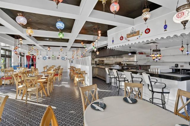 Turnkey Restaurant & Bar For Sale Prime Plantation, Plantation, FL 33324