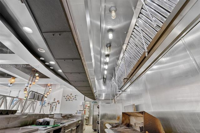 Turnkey Restaurant & Bar For Sale Prime Plantation, Plantation, FL 33324